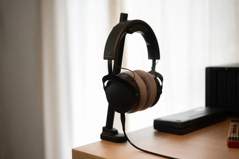 Minimal Table Mount Headphone Stand