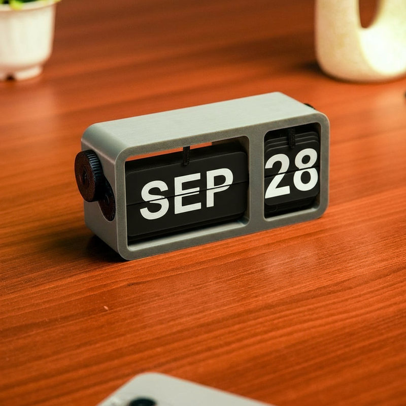 FlipFrame Desk Calendar